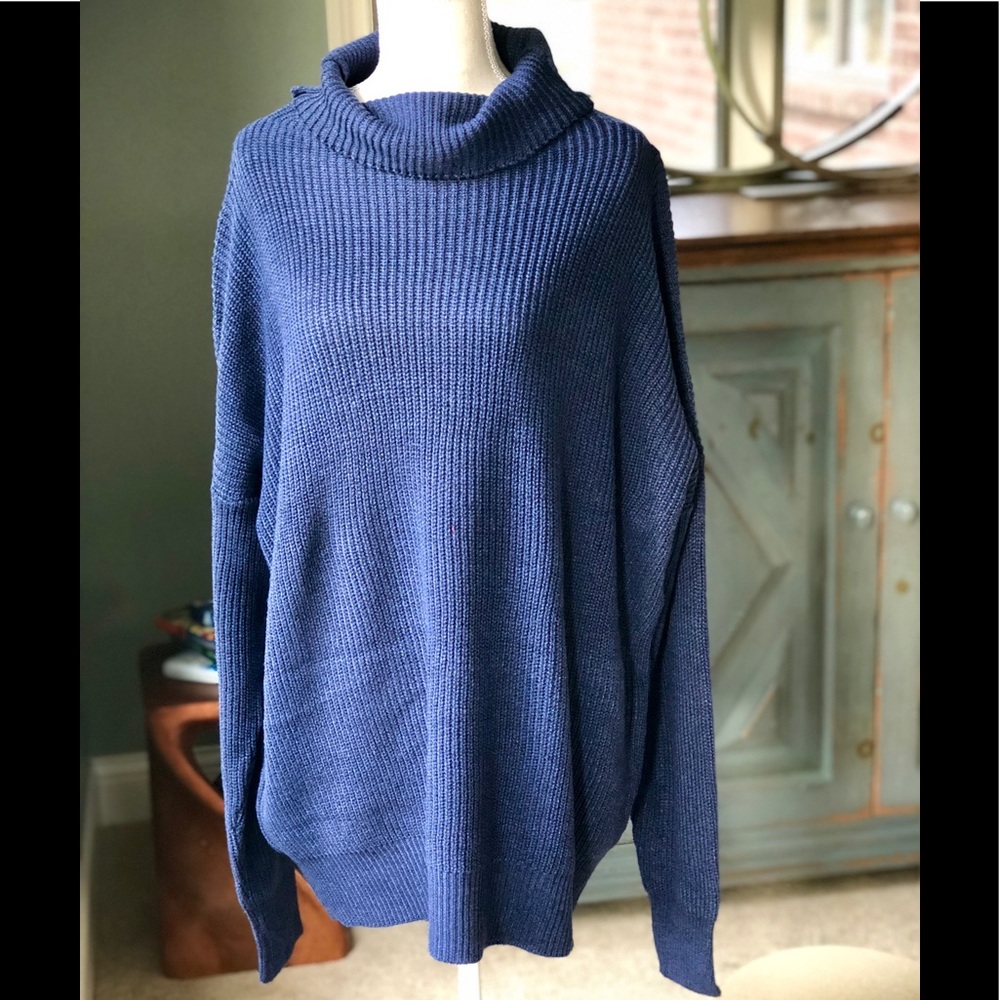 🆕 SB GLAM TURTLENECK SWEATER - Picture 2 of 4